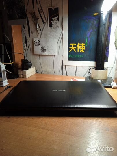 Ноутбук asus