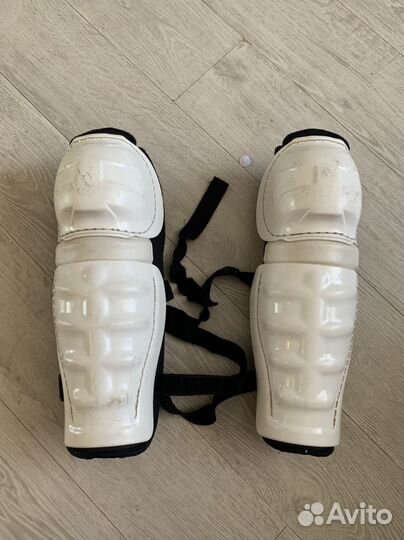 Хоккейные наколенники