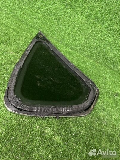 Форточка левая Nissan Fuga PNY50 VQ35DE 2006