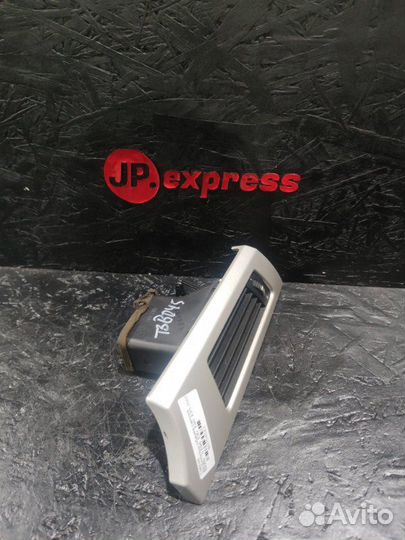 Дефлектор воздушный Bmw 3 E90 N43B20 2010