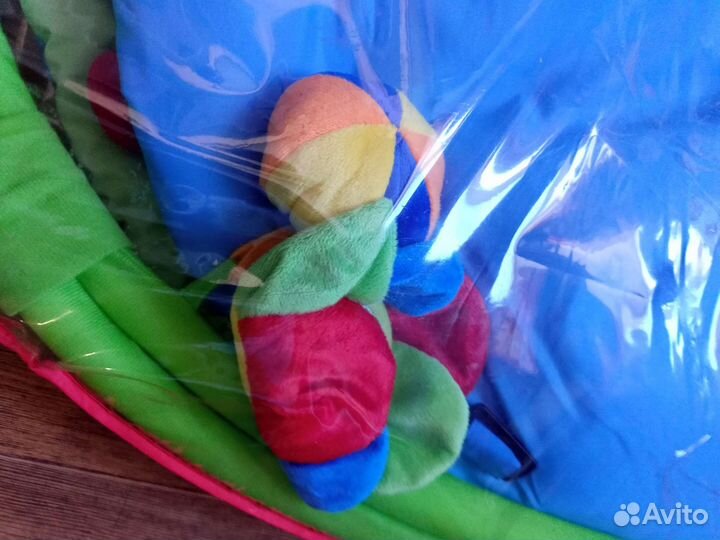 Развивающий коврик для малышей