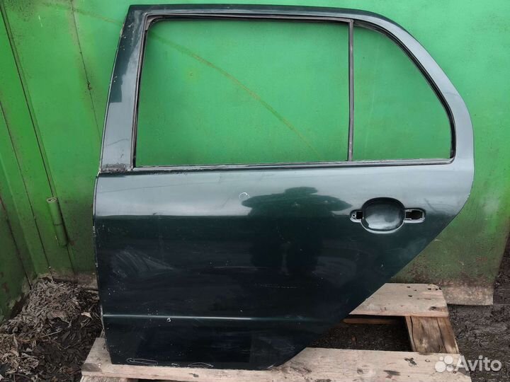 Дверь задняя левая skoda fabia 1