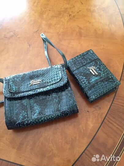 Сумочка Guess, оригинал 20*20 см