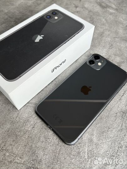 iPhone 11, 64 ГБ