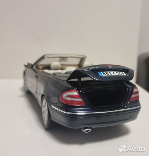 Модель Mercedes CLK 1/18