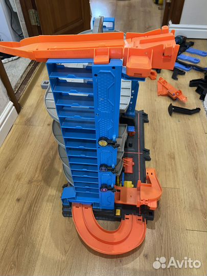 Гоночный трек hot wheels