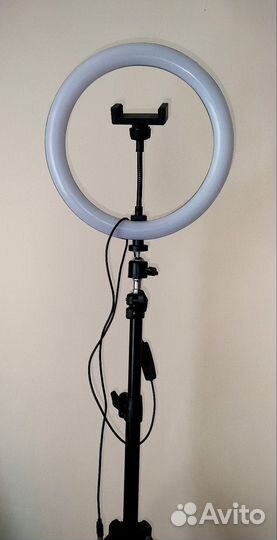 Кольцевая лампа со штативом 26 см