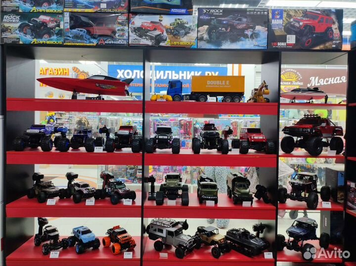 Радиоуправляемые игрушки, машинки квадрокоптеры