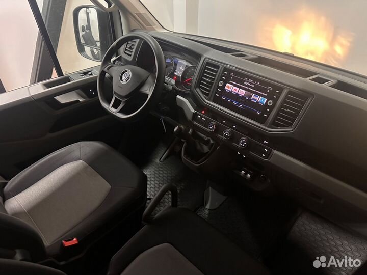 Volkswagen Crafter цельнометаллический, 2023