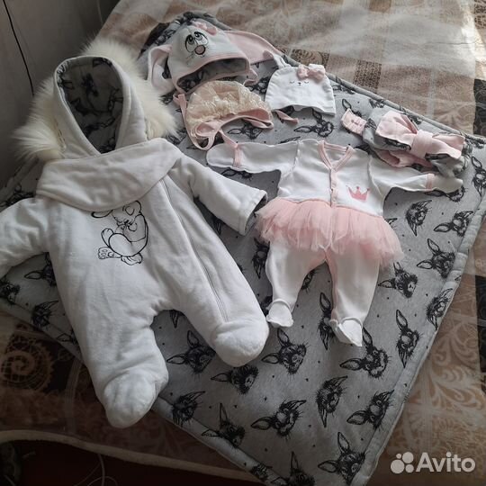 Комплект на выписку для девочки зимний
