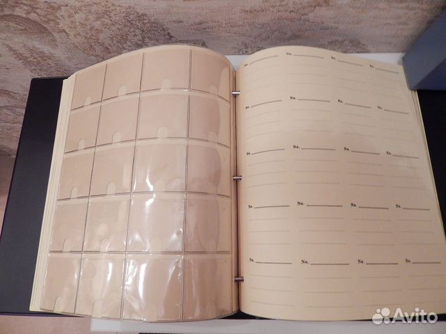 Альбом для монет в футляре