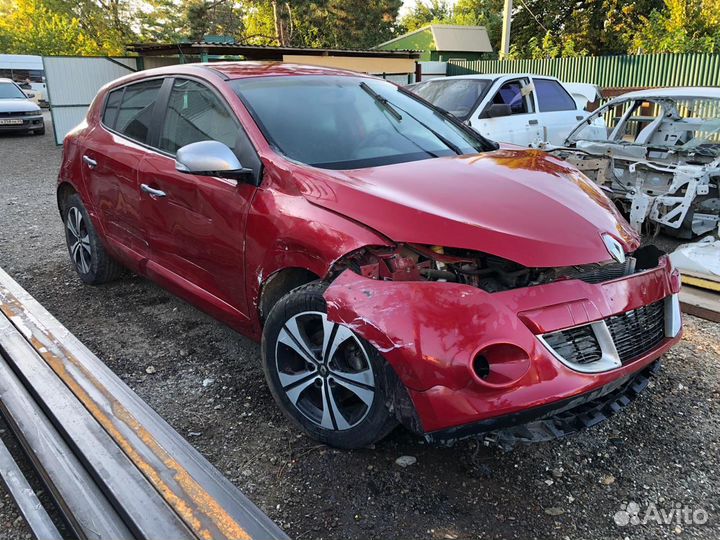 Рено Меган 3 в разборе 1.6 АКПП