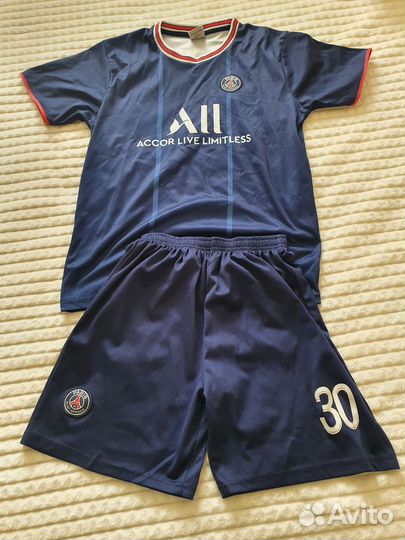 Футбольная форма на 10-11 лет