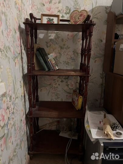 Антикварная этажерка