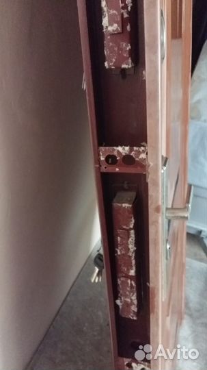 Дверь входная металлическая