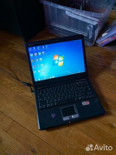 Asus F6A со сканером отпечатка