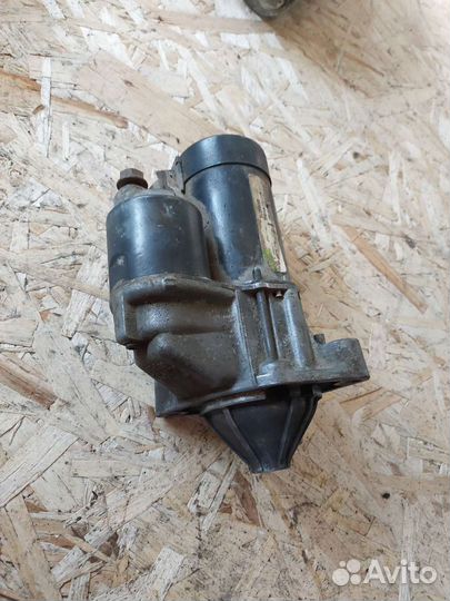 Стартер на Mitsubishi carisma 1.6 мех