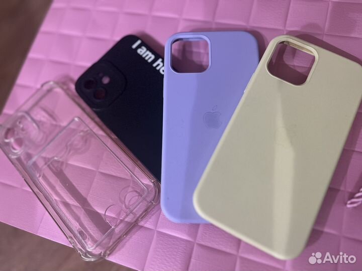 Чехлы на телефон iPhone 12