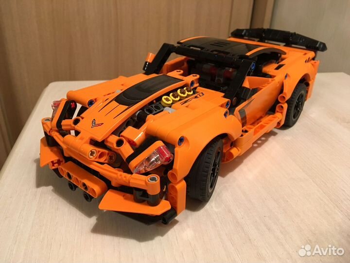 Lego Technic 42093 Chevrolet Corvette ZR1