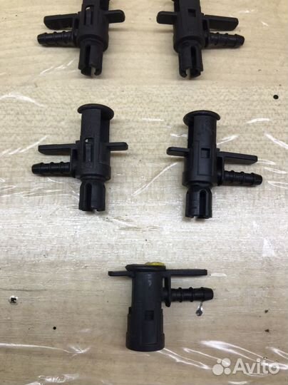 Штуцер обратки форсунки Volkswagen Touareg