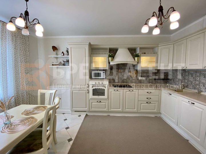 3-к. квартира, 101 м², 11/16 эт.