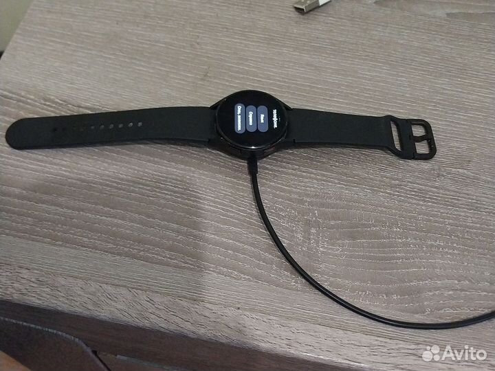 Samsung galaxy watch 4(588P)