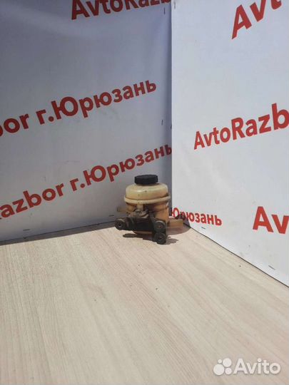 Бачок гур Kia Carens