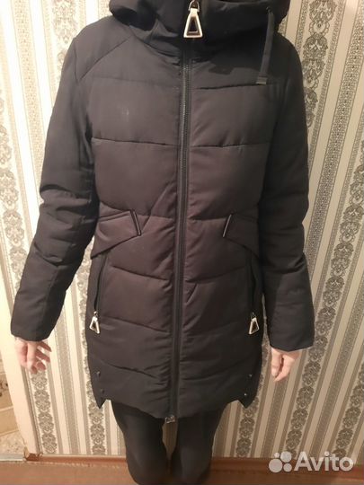 Б/у Куртка женская SnowBird L размер с нашивкой