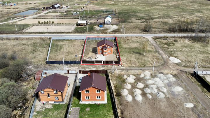 Дом 142,9 м² на участке 10 сот.