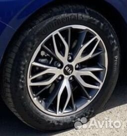 Michelin X-Ice North 4 215/55 R17