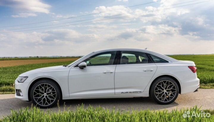 Кованые диски в стиле Vossen для Audi A6 R20