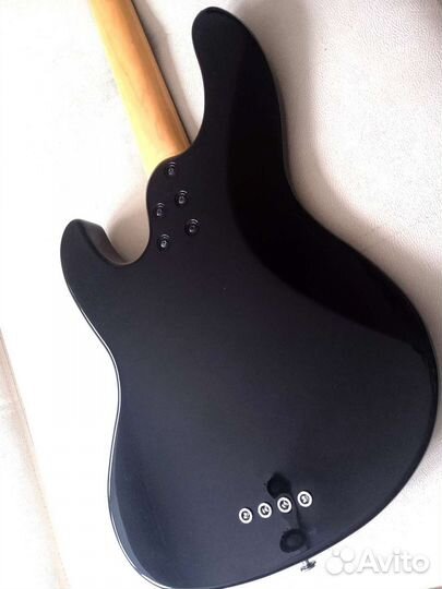 Бас-гитара FGN Mighty Jazz IV