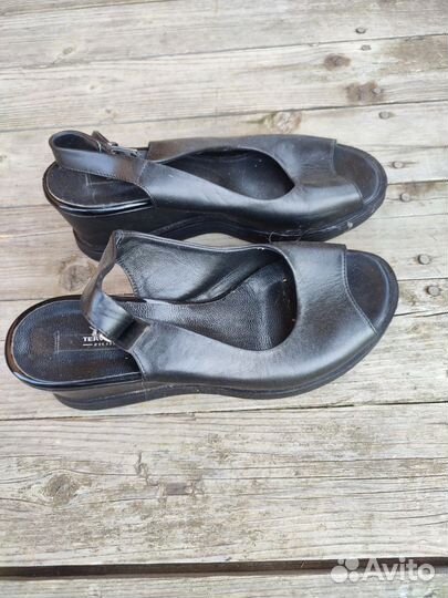 Босоножки натуральная кожа 39