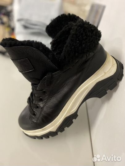 Ботинки кроссовки женские кожаные 37 зимкроссовки