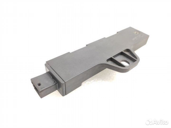 Антенна Bmw 5-Series F10 2011