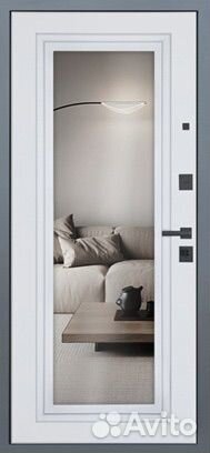 Входная дверь новая с витрины уличная и квартирная