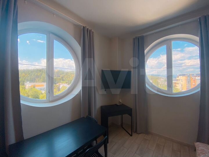 Квартира-студия, 42 м², 4/10 эт.