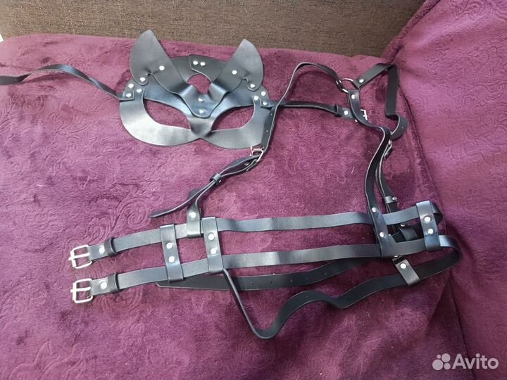 Маска и портупея