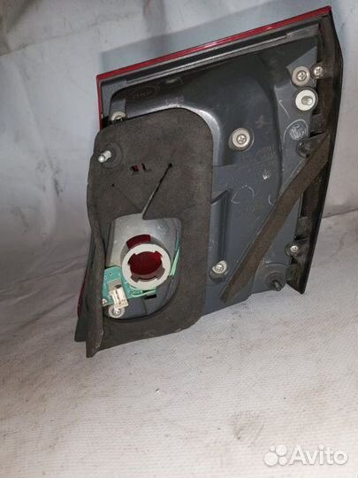 Фонарь задний задний левый Lexus Ls430