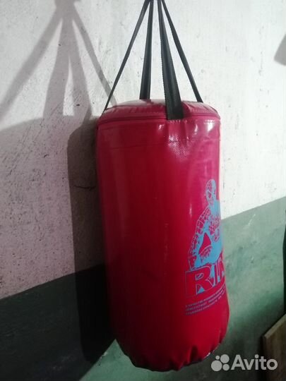 Продам детскую боксерскую грушу