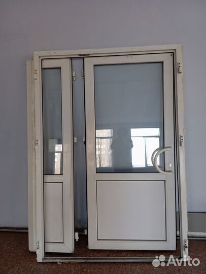 Дверь входная группа