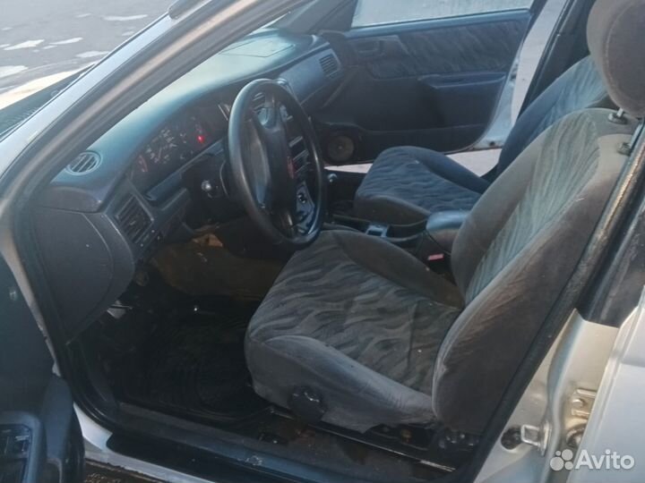 Toyota Carina E в разборе