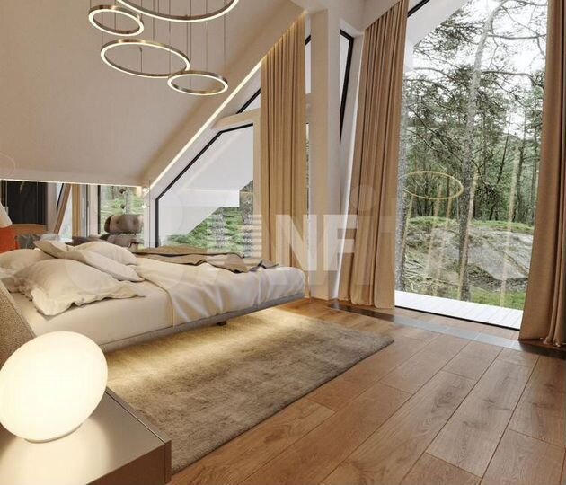 Дом 219 м² на участке 6 сот.