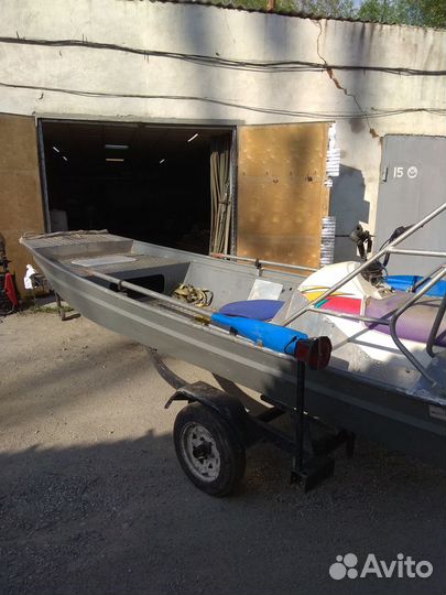 Катер плоскодонный