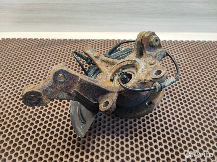 Кулак поворотный передний правый LADA X-Ray