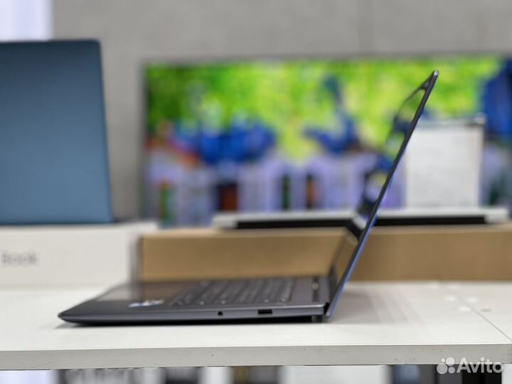 Новый Honor IPS Ryzen 5 5500u 16G озу SSS512g