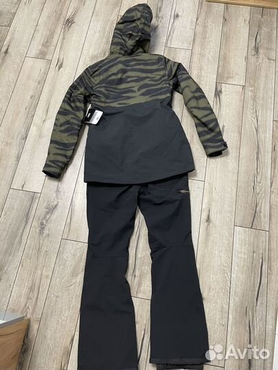 Сноубордический костюм DC