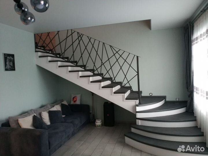 Лестница металлическая