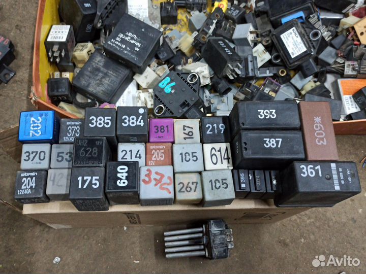 Реле Audi a6 a4 Passat b5+ 1998-2004