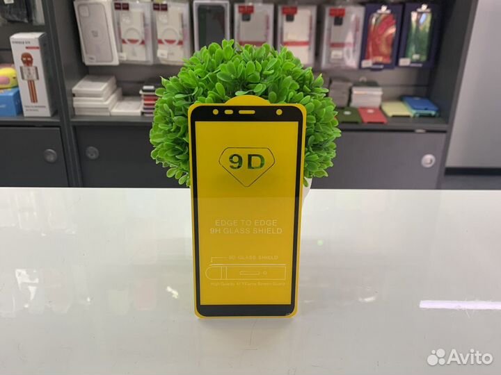 Защитное стекло Samsung J4+ 2018